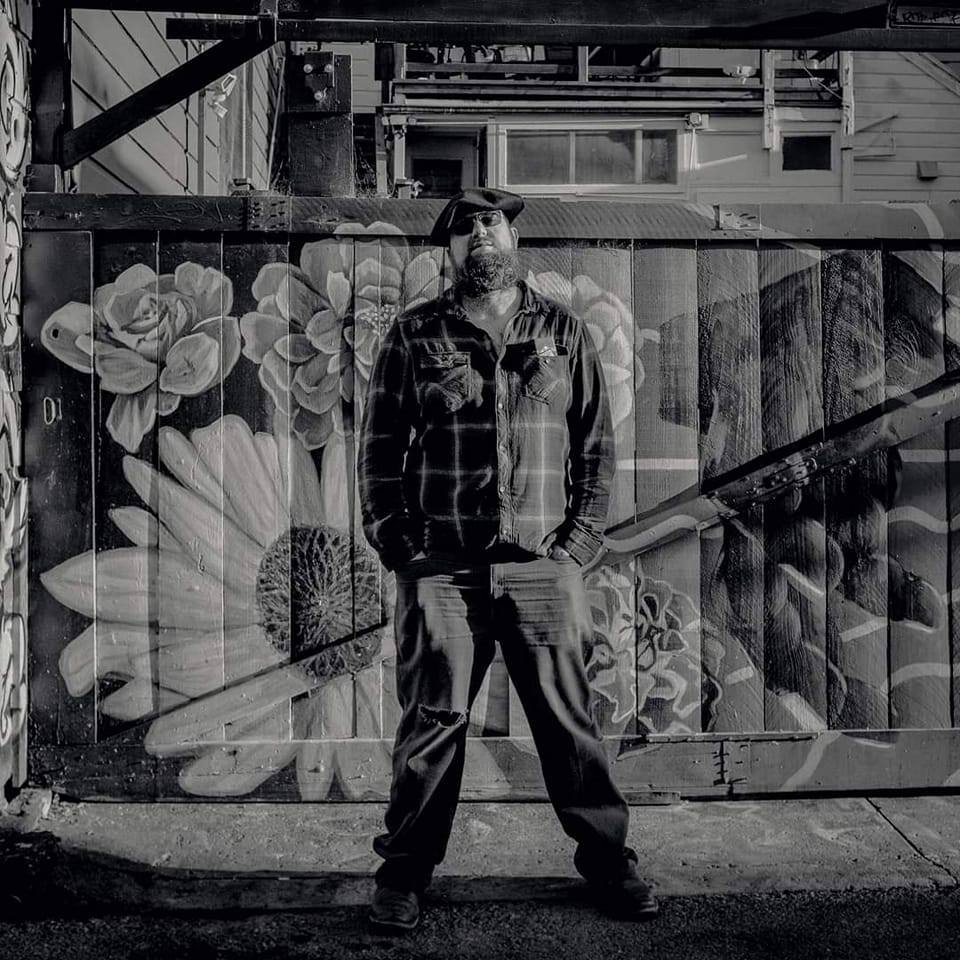 P. Airbass-bass guitar